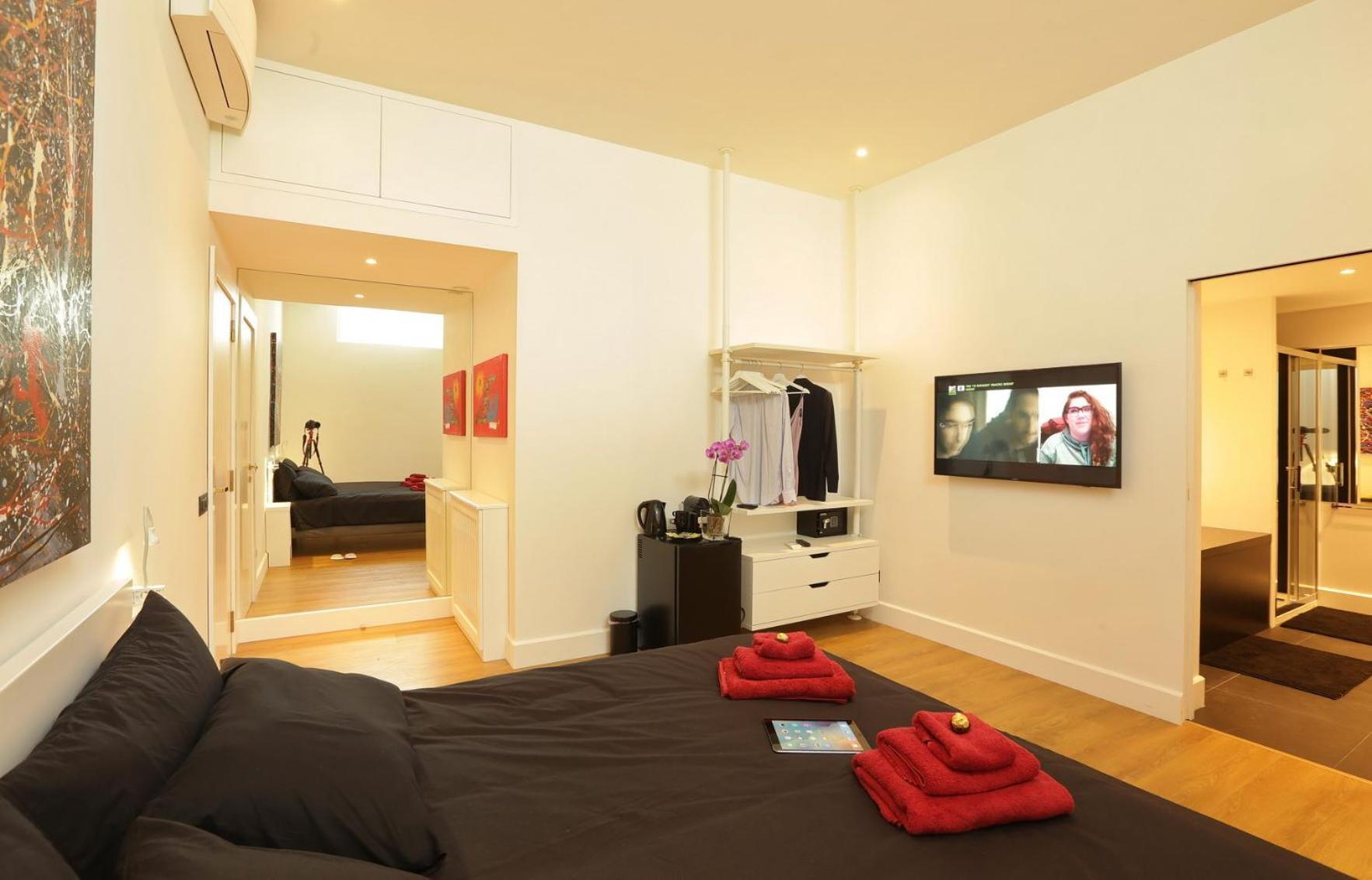 Sant'angelo Exclusive Spacious Art Apartment Rome